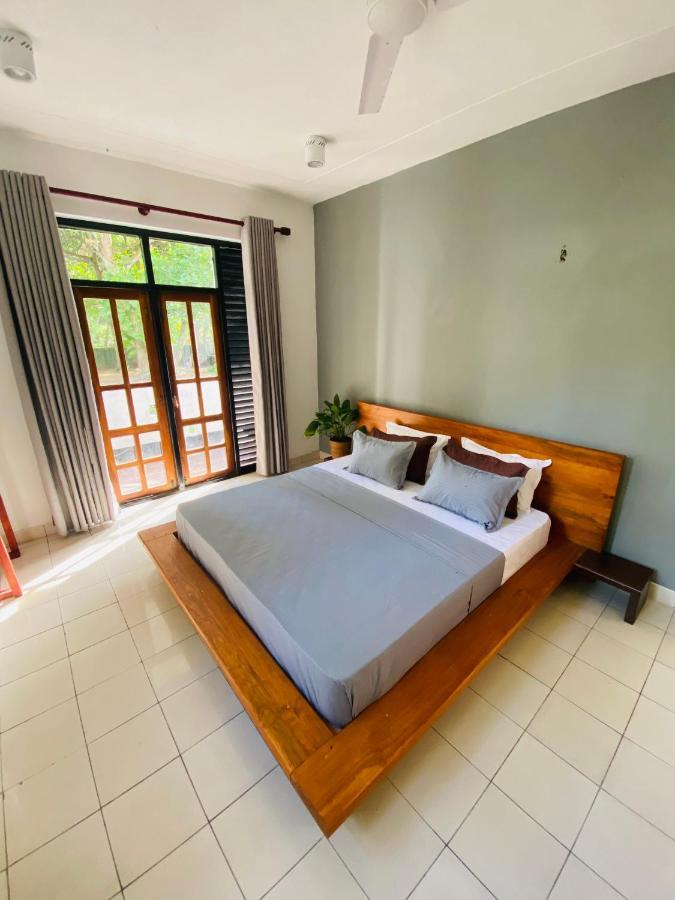 Hotel Surf N Spice - Hiriketiya Dikwella Sur Exterior foto