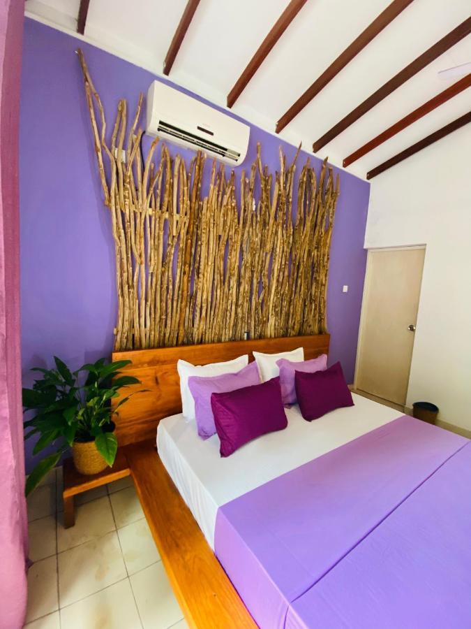 Hotel Surf N Spice - Hiriketiya Dikwella Sur Exterior foto