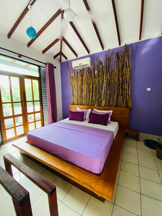 Hotel Surf N Spice - Hiriketiya Dikwella Sur Exterior foto